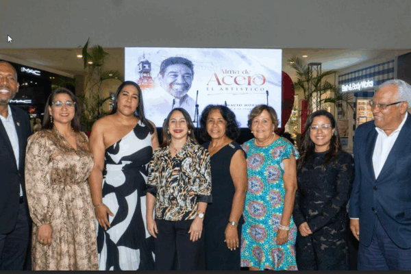 Inaugurado el gran homenaje a El Artístico: la exposición Alma de Acero, en Galerías 360